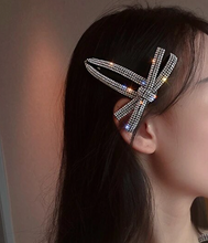 Load image into Gallery viewer, Jumbo Bow Hair Clip
